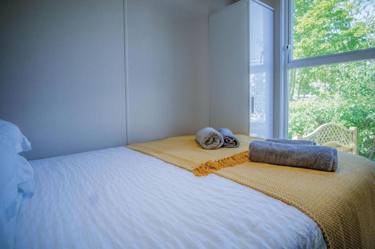 The Studio - 1 Bedroom Cabin - Амрот Экстерьер фото